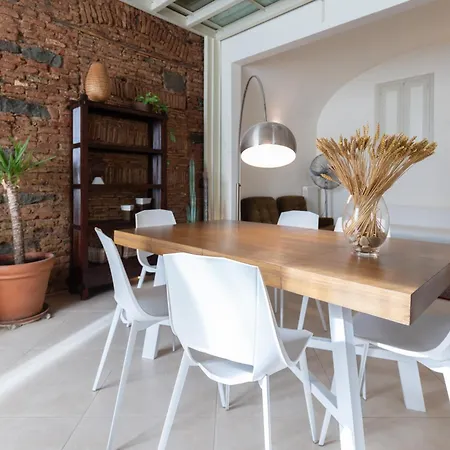 Amenano Apartment *